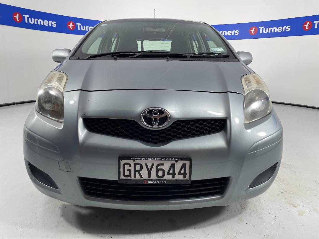 Photo '2' of Toyota Yaris