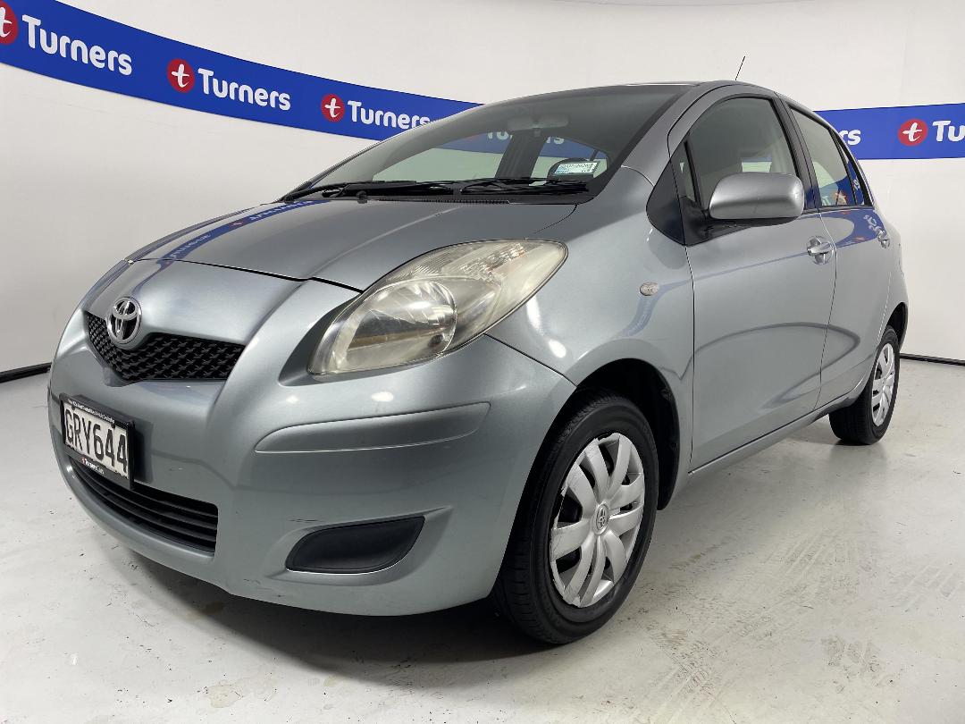 Photo '4' of Toyota Yaris