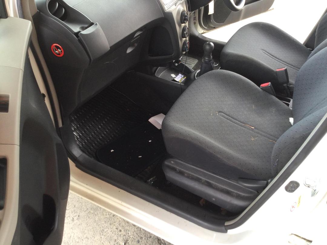 Photo '11' of Toyota Yaris T130 Photo '11' of Toyota Yaris T130