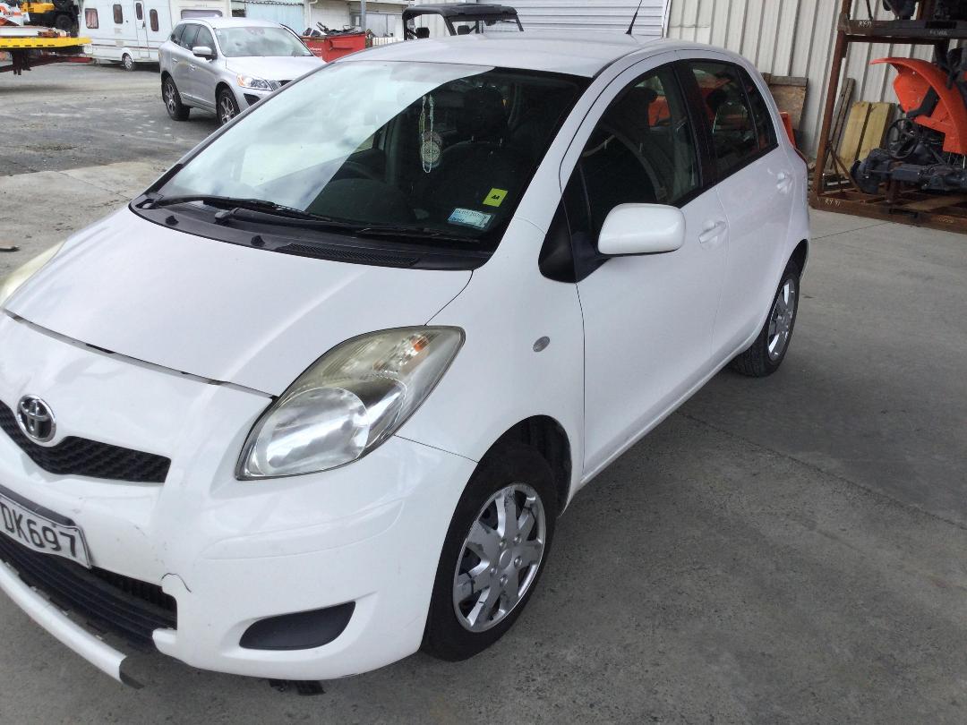 Photo '5' of Toyota Yaris T130 Photo '5' of Toyota Yaris T130