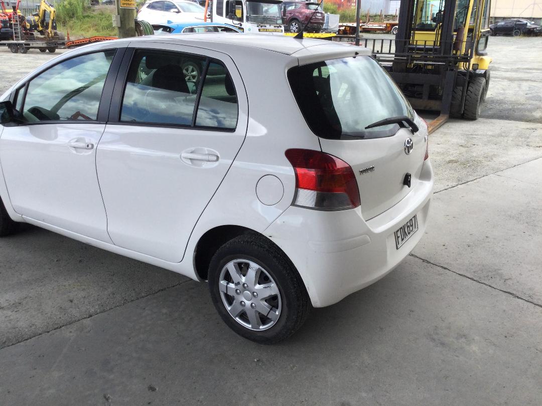 Photo '6' of Toyota Yaris T130 Photo '6' of Toyota Yaris T130