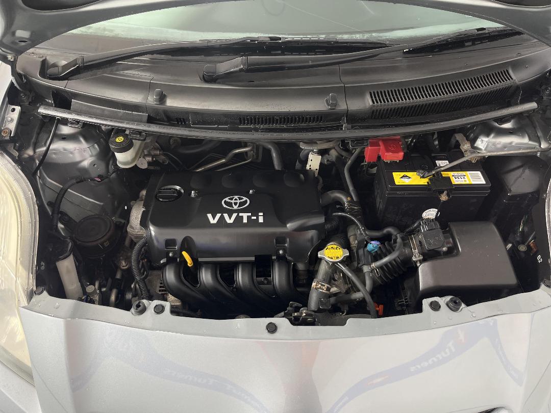 Photo '13' of Toyota Yaris Photo '13' of Toyota Yaris