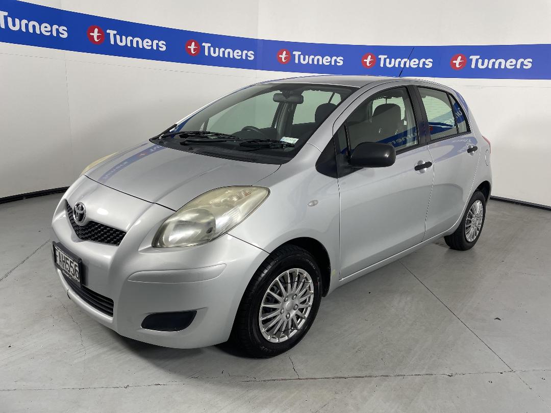 Photo '4' of Toyota Yaris