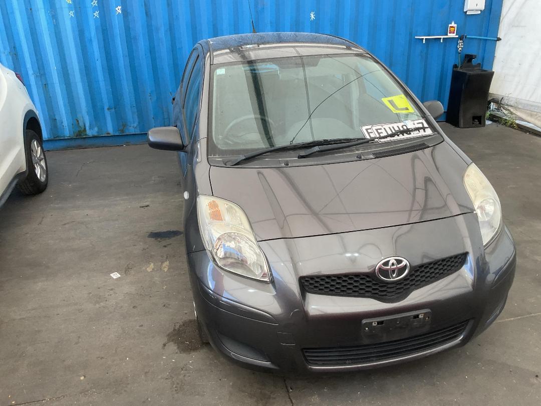 Photo '4' of Toyota Yaris T130