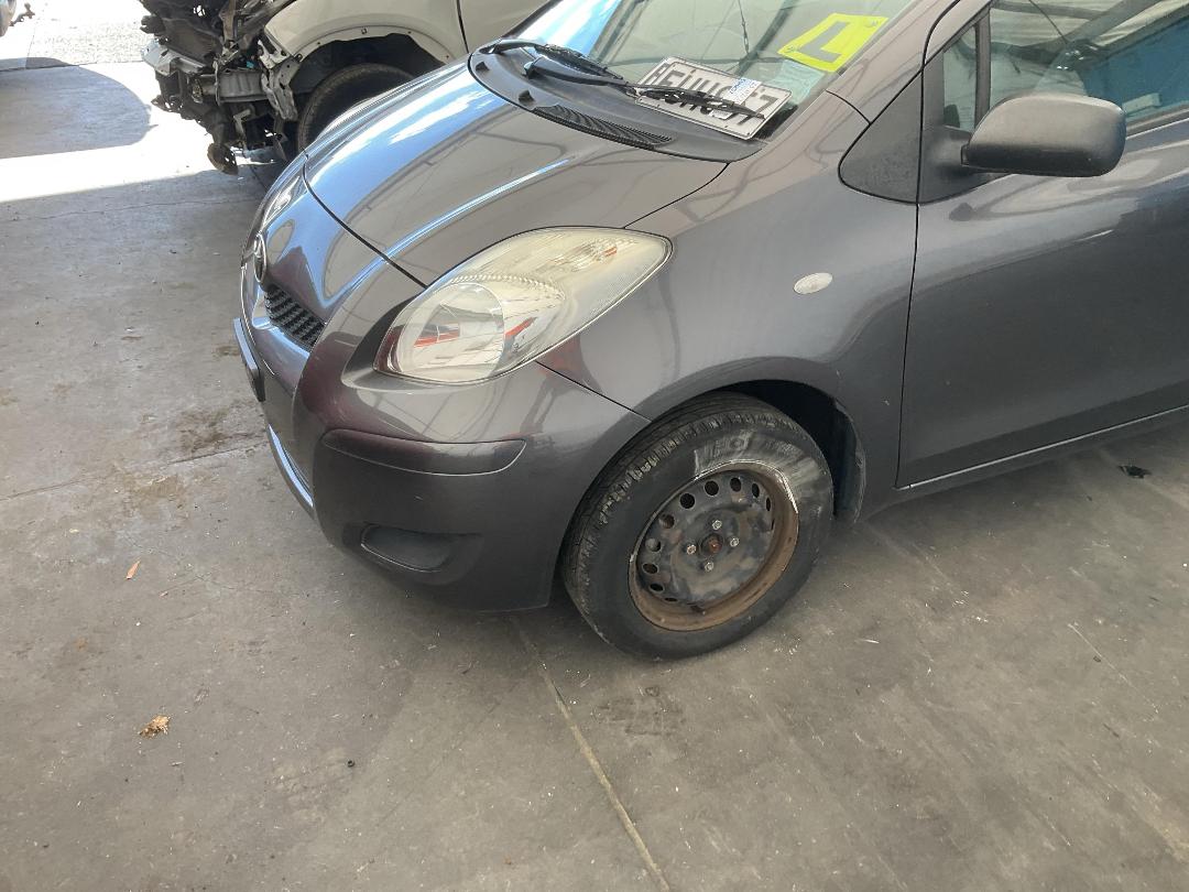 Photo '6' of Toyota Yaris T130