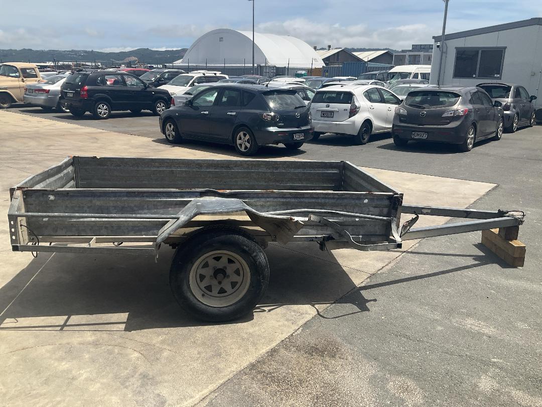 Photo '4' of TRAILER Domestic Flat Deck - Single Photo '4' of TRAILER Domestic Flat Deck - Single