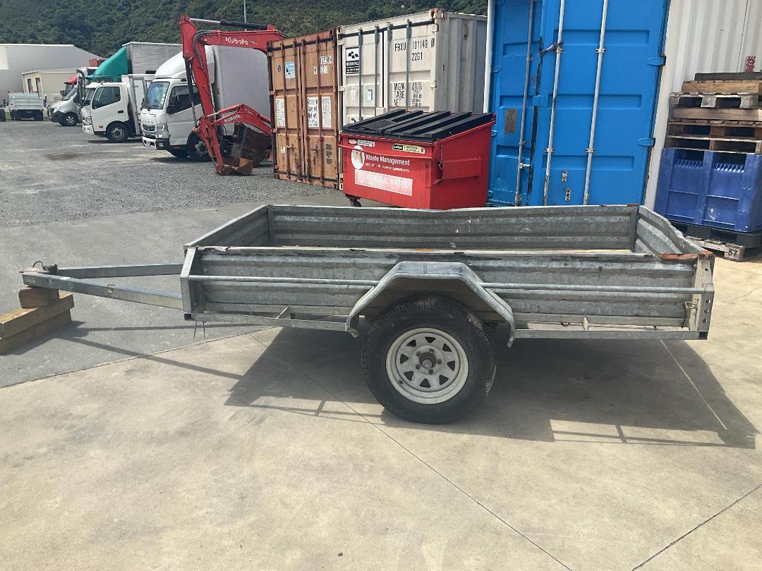 Photo '11' of TRAILER Domestic Flat Deck - Single Photo '11' of TRAILER Domestic Flat Deck - Single