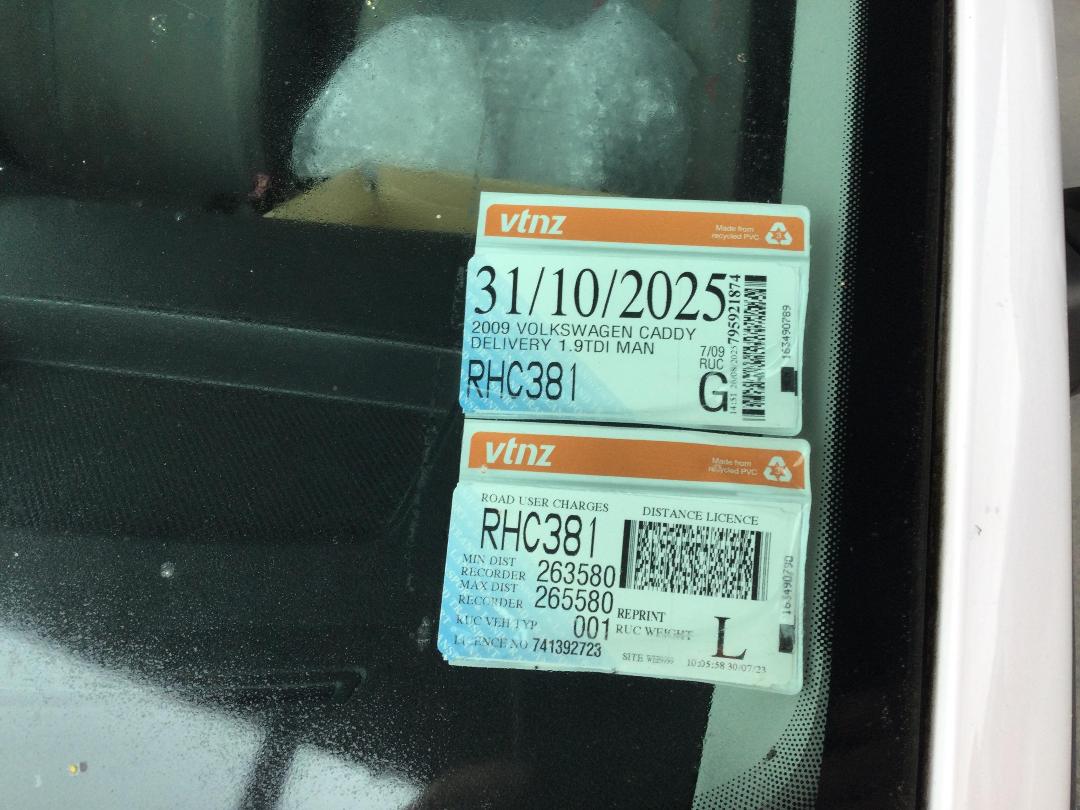 Photo '2' of Volkswagen Caddy Delivery TDI Photo '2' of Volkswagen Caddy Delivery TDI