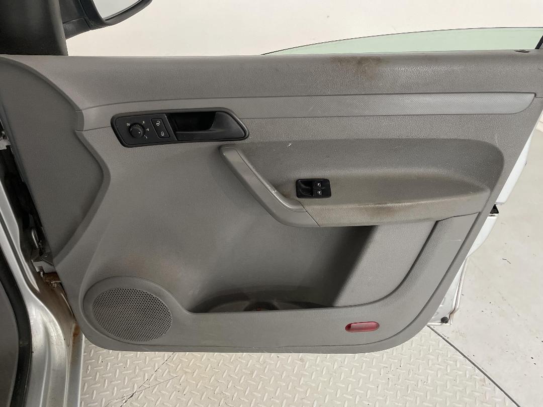 Photo '13' of Volkswagen Caddy Maxi TDI