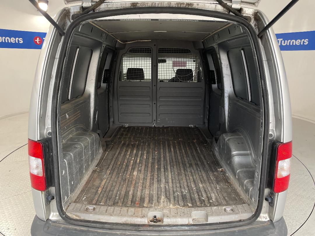 Photo '12' of Volkswagen Caddy Maxi TDI