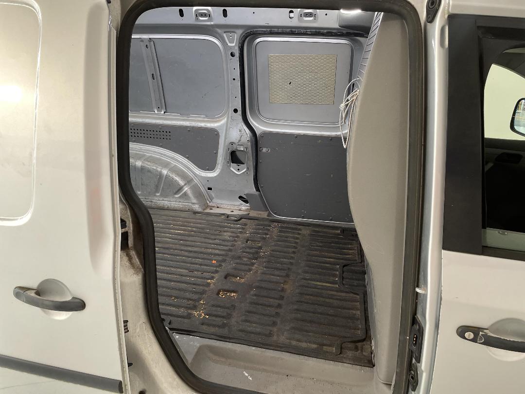 Photo '17' of Volkswagen Caddy Maxi TDI