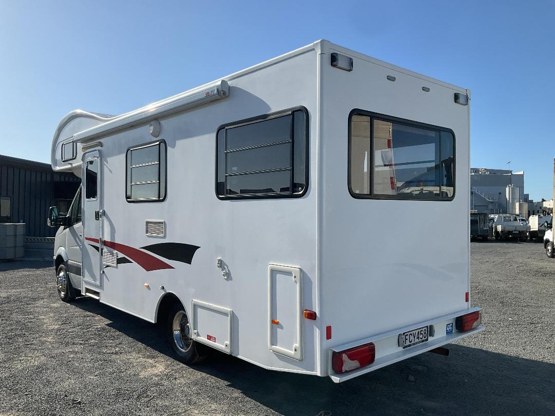 Photo '5' of Volkswagen Crafter TDI Motorhome Photo '5' of Volkswagen Crafter TDI Motorhome