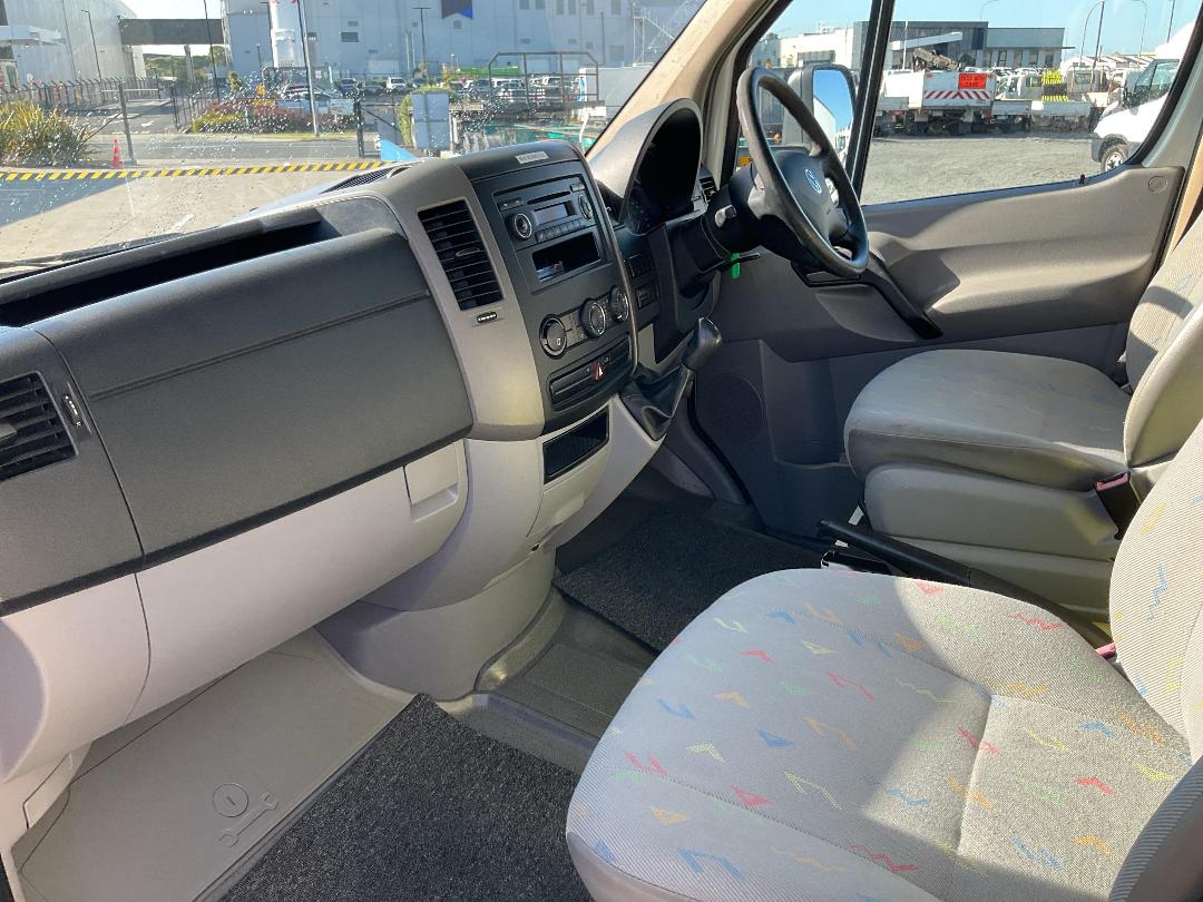 Photo '14' of Volkswagen Crafter TDI Motorhome Photo '14' of Volkswagen Crafter TDI Motorhome