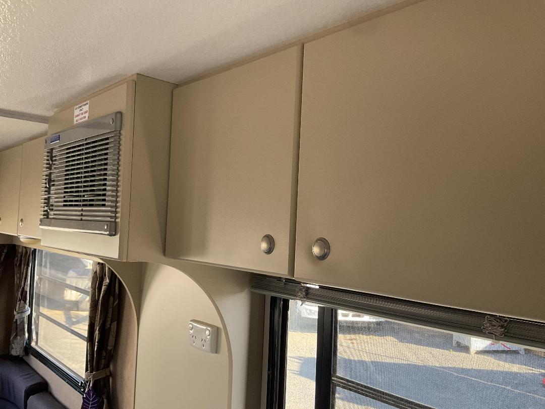 Photo '31' of Volkswagen Crafter TDI Motorhome Photo '31' of Volkswagen Crafter TDI Motorhome