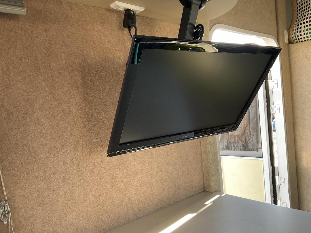 Photo '30' of Volkswagen Crafter TDI Motorhome Photo '30' of Volkswagen Crafter TDI Motorhome