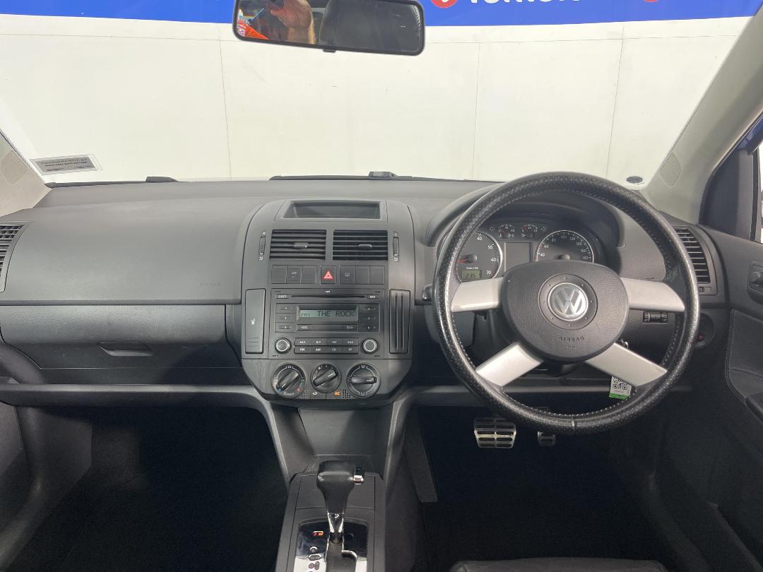 Photo '17' of Volkswagen Cross Polo