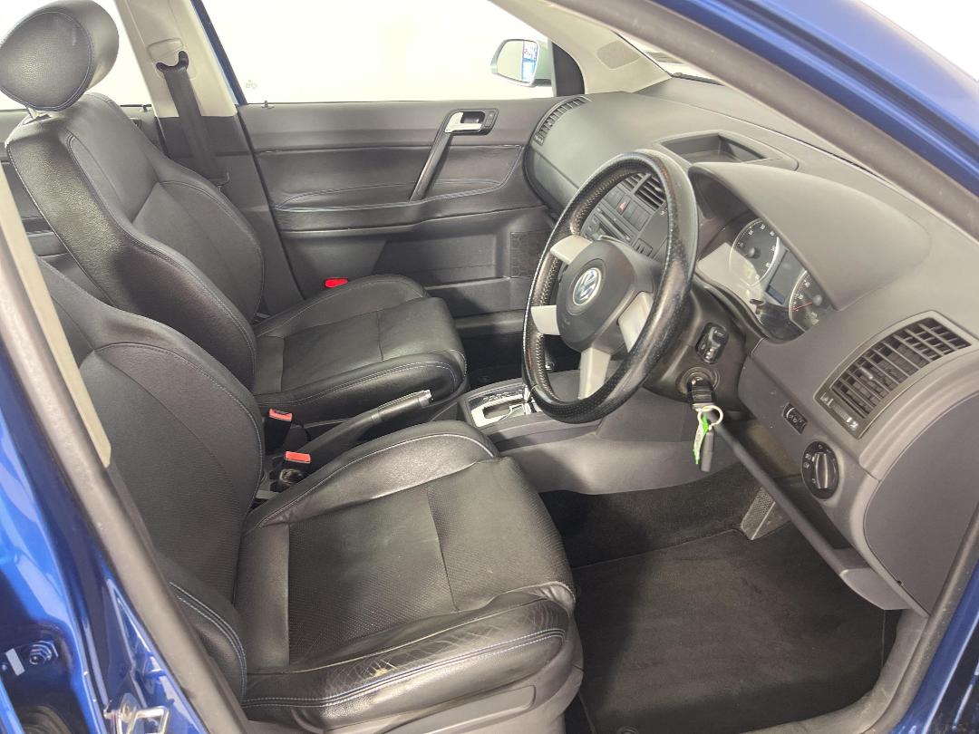 Photo '16' of Volkswagen Cross Polo