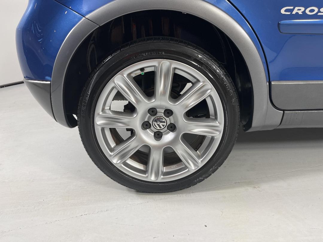 Photo '12' of Volkswagen Cross Polo