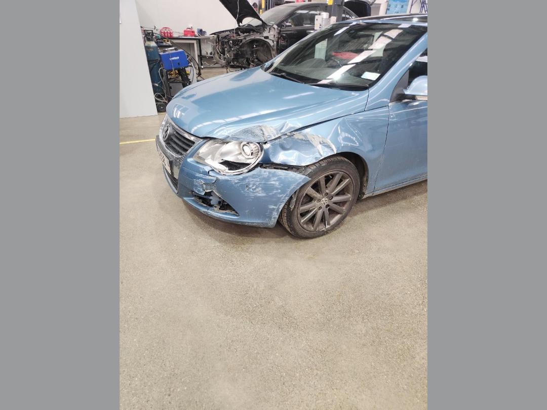 Photo '3' of Volkswagen EOS Tfsi Photo '3' of Volkswagen EOS Tfsi