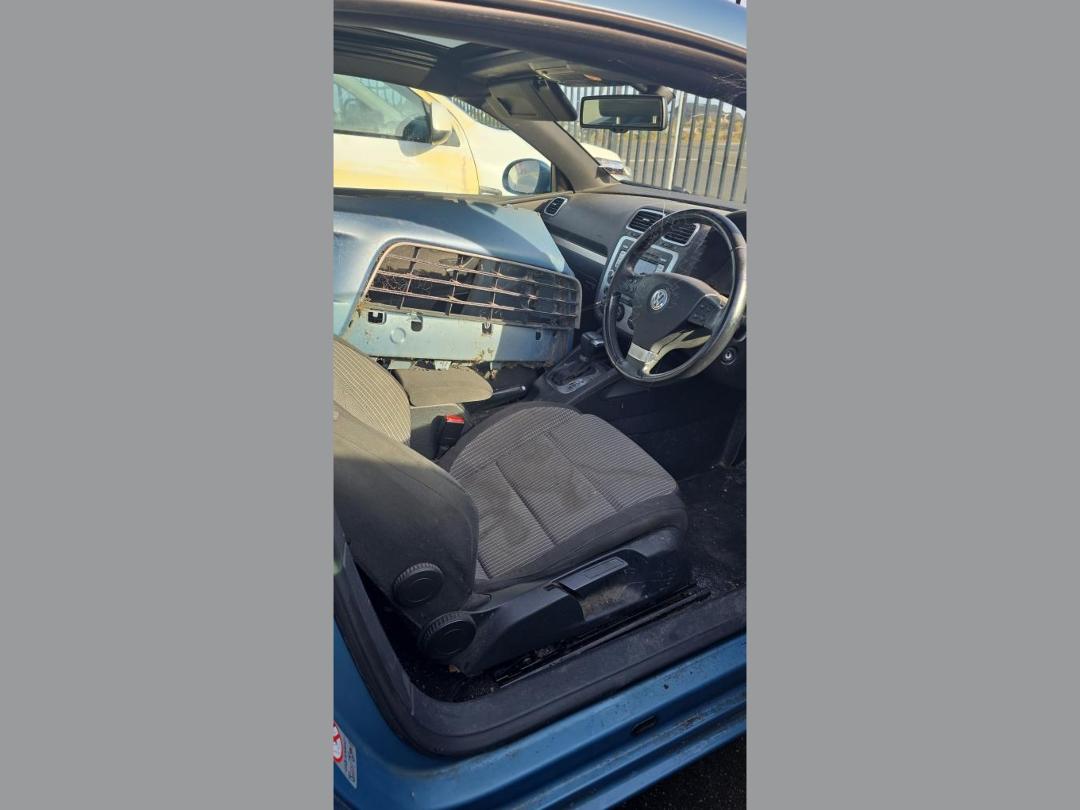 Photo '20' of Volkswagen EOS Tfsi Photo '20' of Volkswagen EOS Tfsi