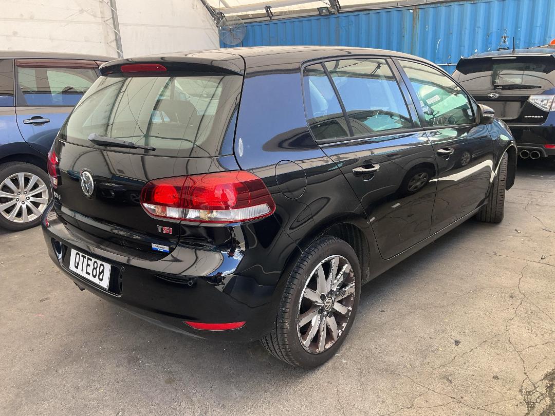 Photo '5' of Volkswagen Golf Photo '5' of Volkswagen Golf