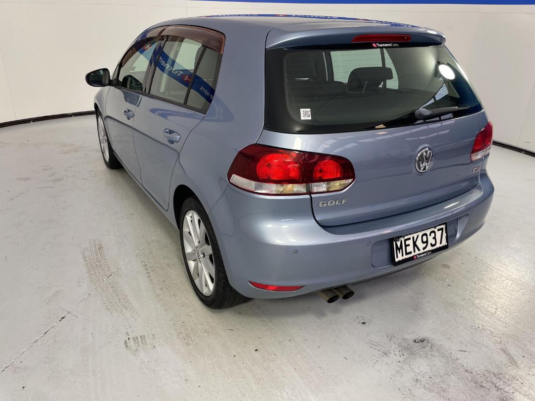 Photo '5' of Volkswagen Golf Photo '5' of Volkswagen Golf