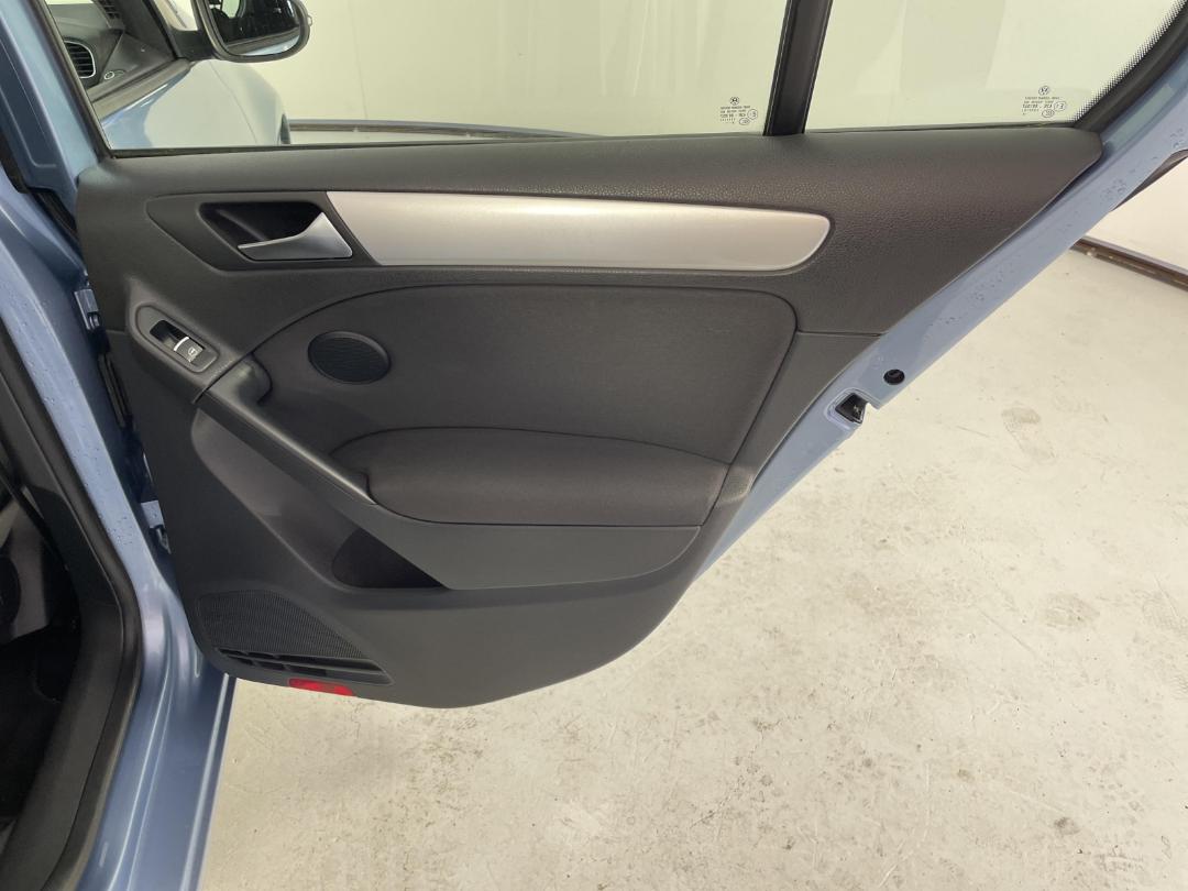 Photo '19' of Volkswagen Golf Photo '19' of Volkswagen Golf