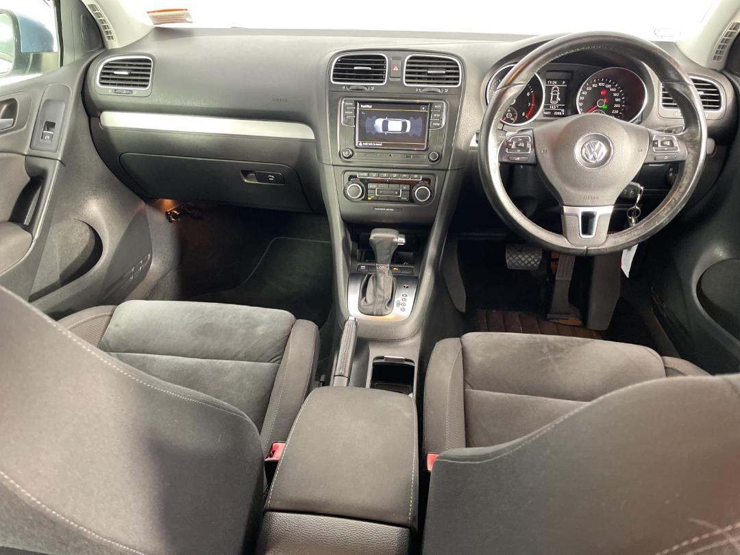 Photo '17' of Volkswagen Golf Photo '17' of Volkswagen Golf