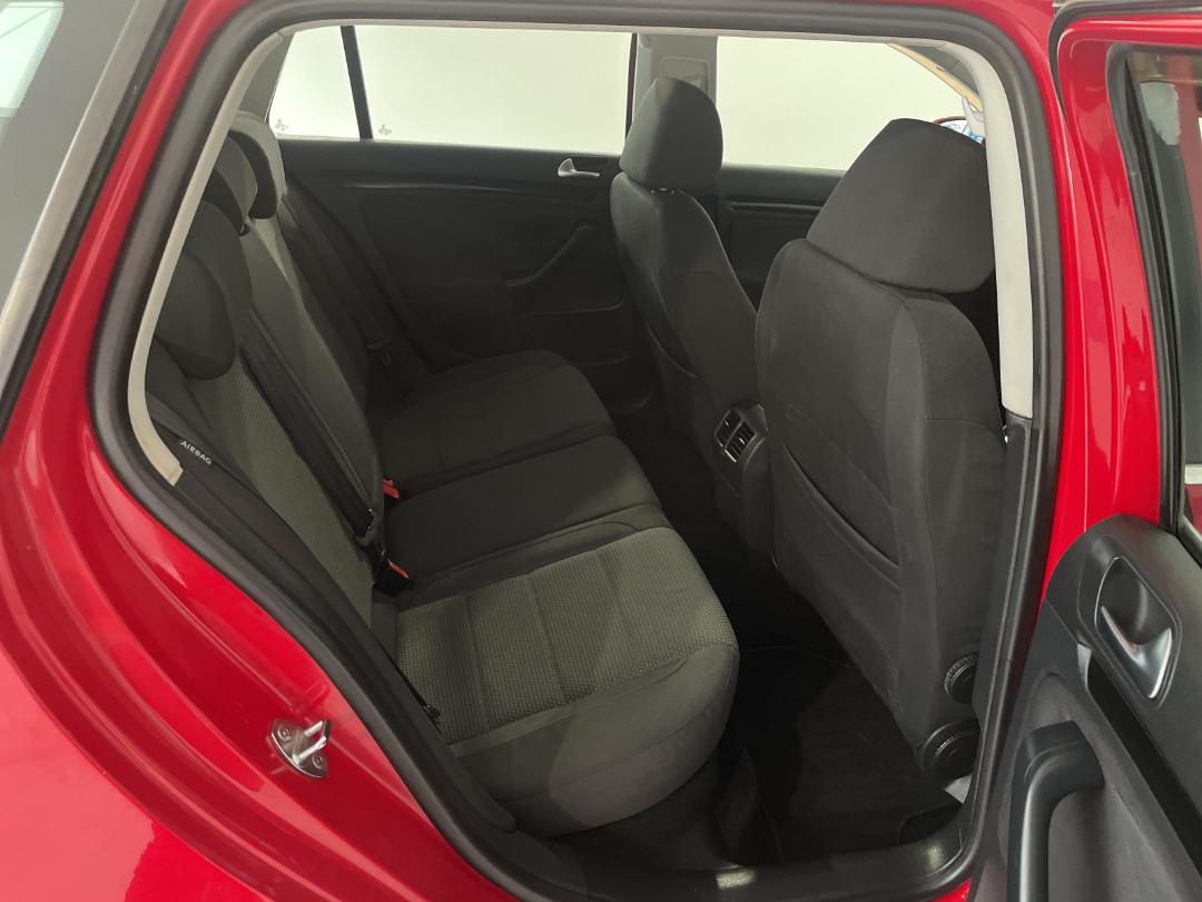 Photo '20' of Volkswagen Golf Photo '20' of Volkswagen Golf