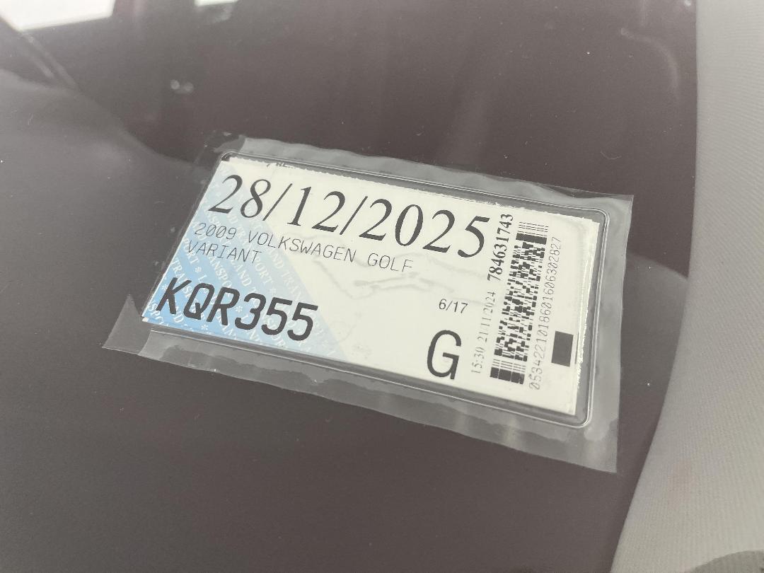 Photo '33' of Volkswagen Golf