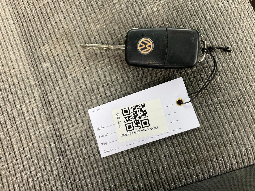 Photo '15' of Volkswagen Golf TSI