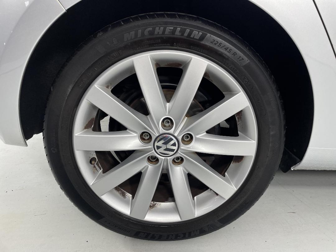 Photo '10' of Volkswagen Golf