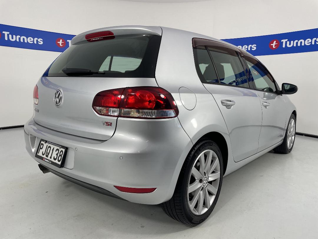 Photo '6' of Volkswagen Golf