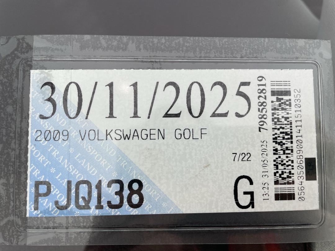 Photo '25' of Volkswagen Golf