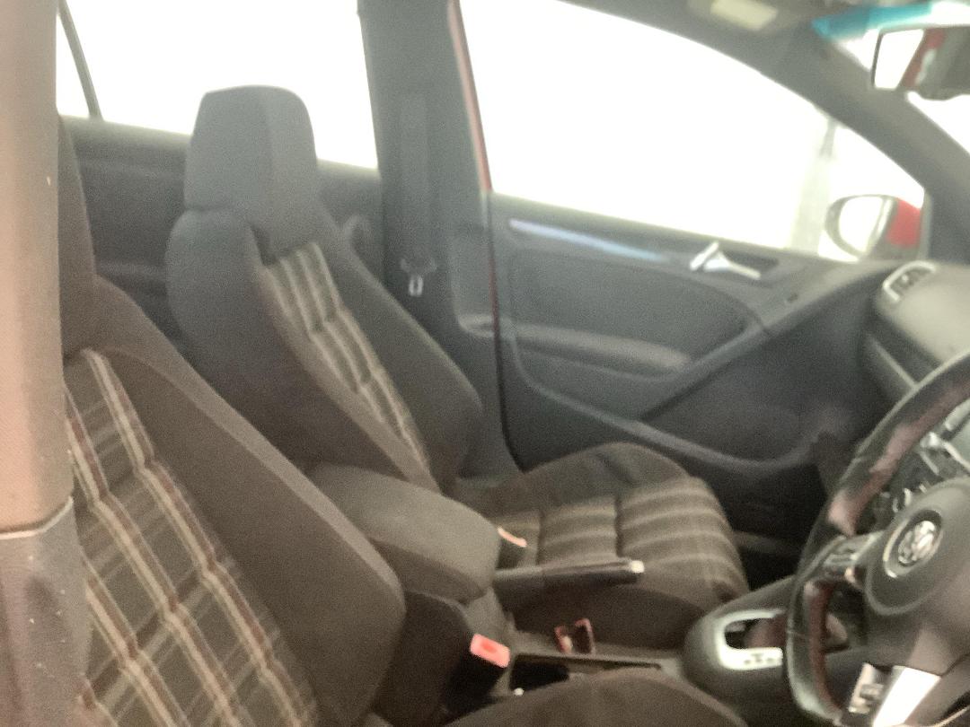 Photo '10' of Volkswagen Golf GTI