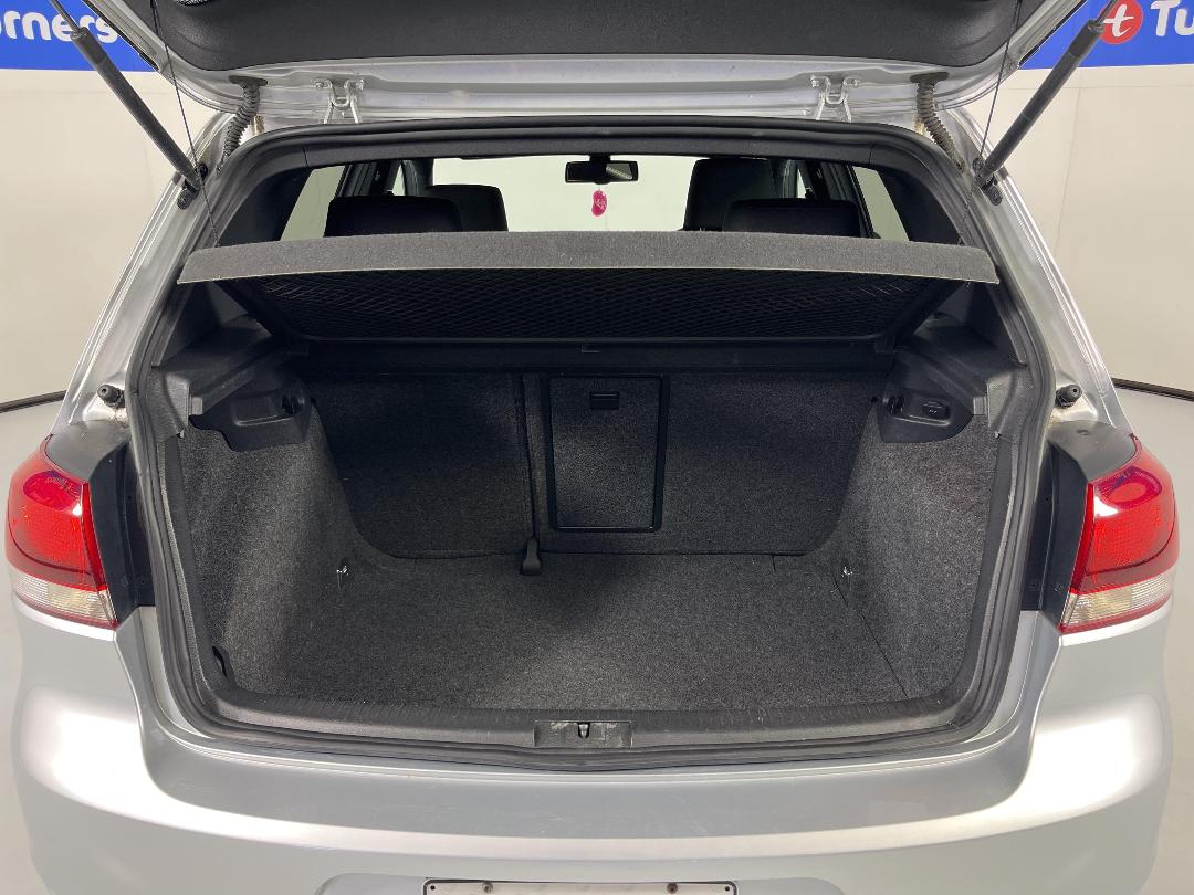 Photo '14' of Volkswagen Golf Photo '14' of Volkswagen Golf