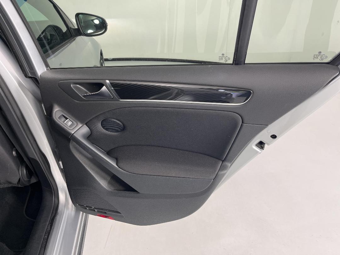 Photo '19' of Volkswagen Golf Photo '19' of Volkswagen Golf