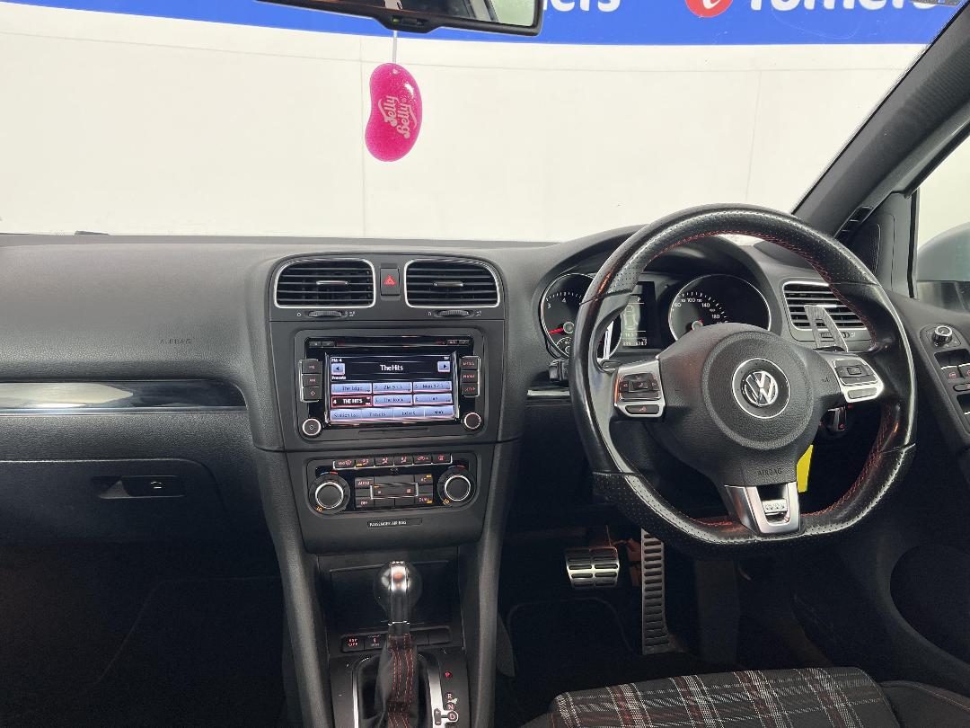 Photo '17' of Volkswagen Golf Photo '17' of Volkswagen Golf