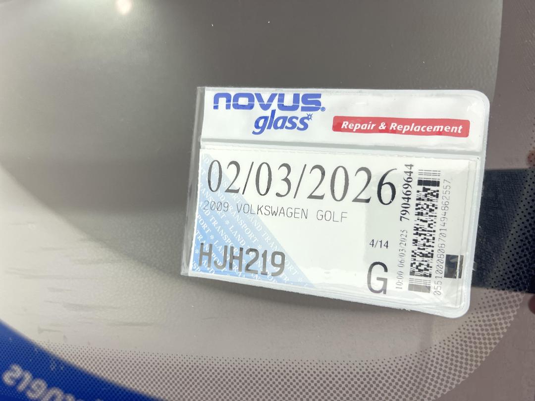 Photo '24' of Volkswagen Golf Photo '24' of Volkswagen Golf