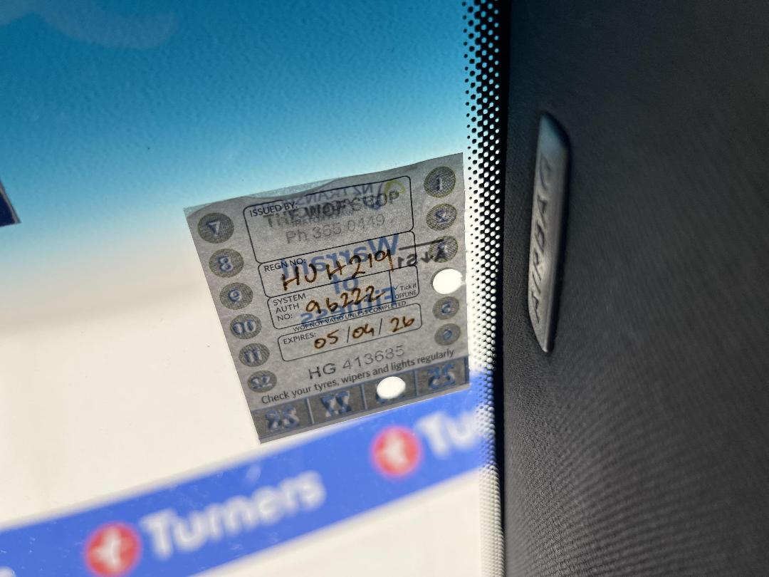 Photo '23' of Volkswagen Golf Photo '23' of Volkswagen Golf