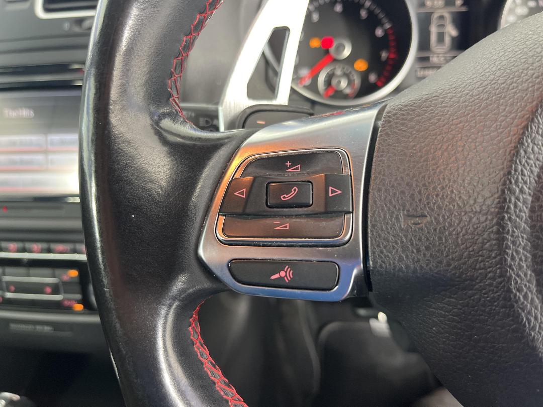 Photo '25' of Volkswagen Golf Photo '25' of Volkswagen Golf