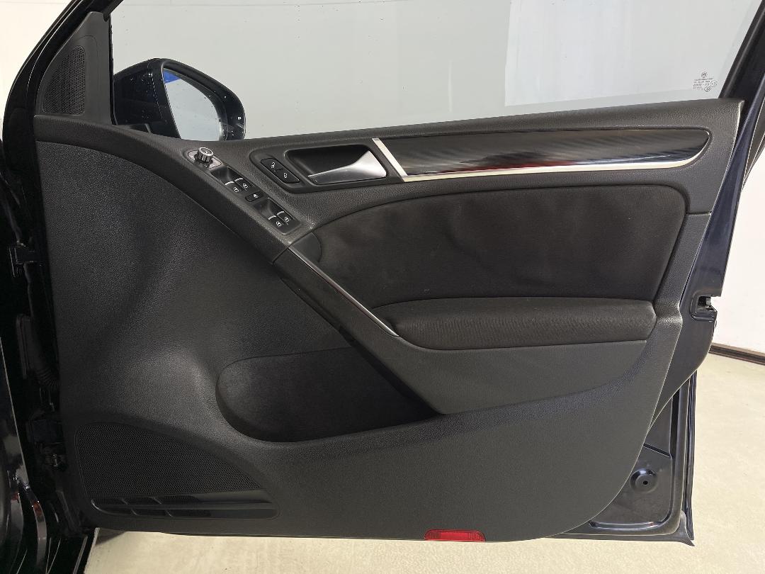 Photo '15' of Volkswagen Golf Photo '15' of Volkswagen Golf