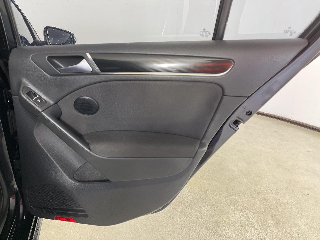 Photo '19' of Volkswagen Golf Photo '19' of Volkswagen Golf