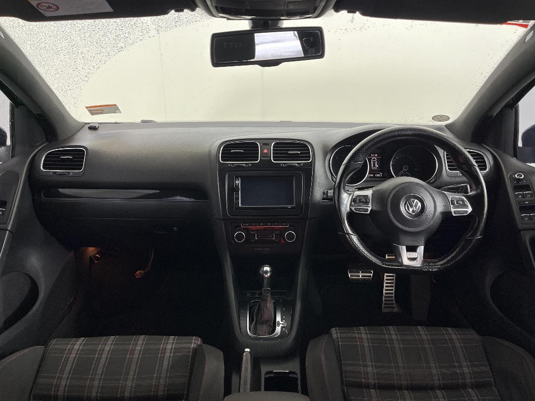 Photo '17' of Volkswagen Golf Photo '17' of Volkswagen Golf