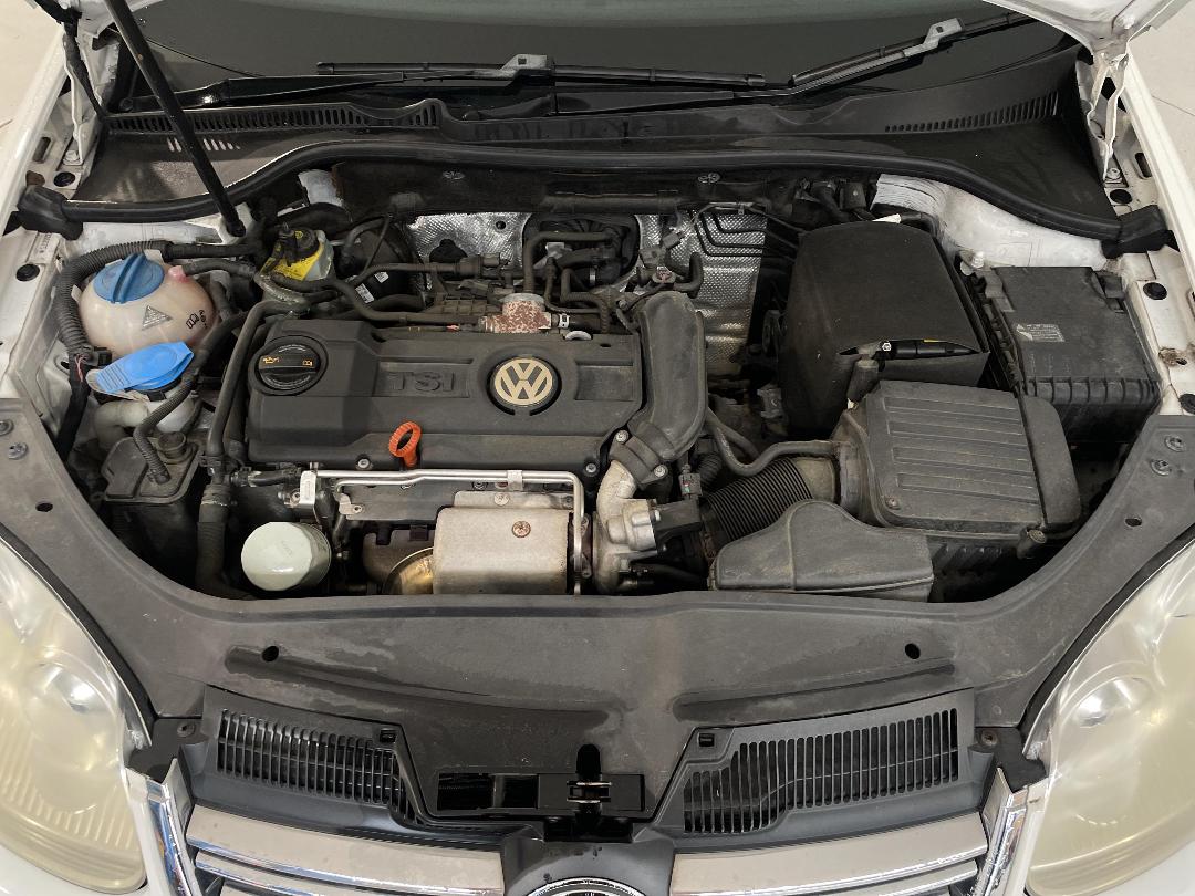 Photo '13' of Volkswagen Golf Photo '13' of Volkswagen Golf