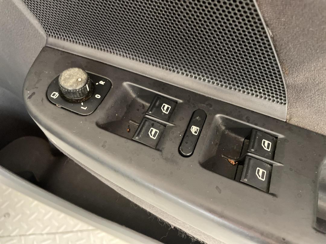 Photo '23' of Volkswagen Golf Photo '23' of Volkswagen Golf