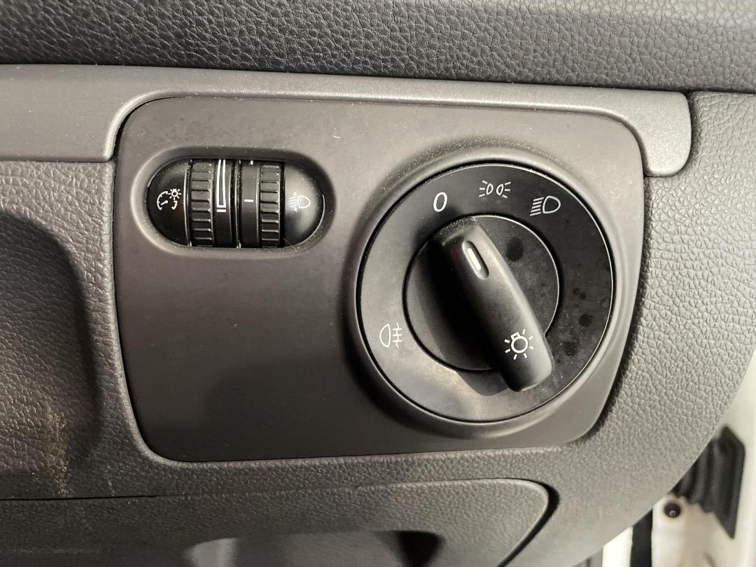 Photo '24' of Volkswagen Golf Photo '24' of Volkswagen Golf