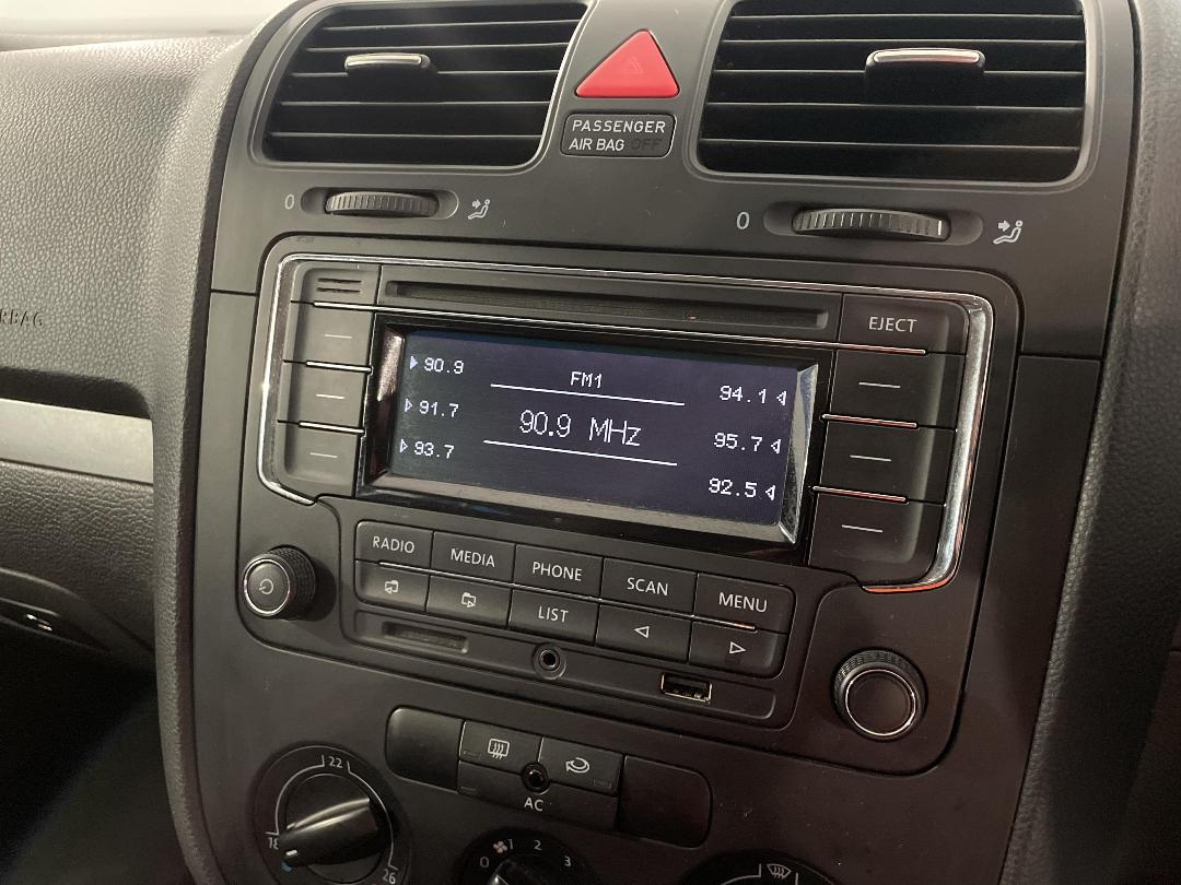 Photo '26' of Volkswagen Golf Photo '26' of Volkswagen Golf