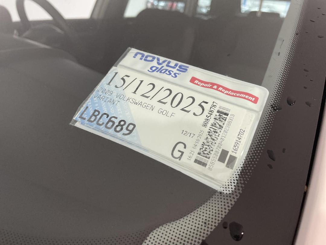 Photo '31' of Volkswagen Golf Photo '31' of Volkswagen Golf