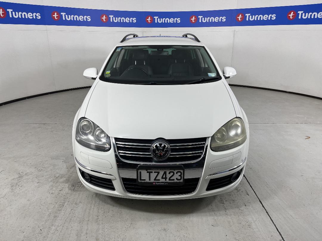 Photo '2' of Volkswagen Golf